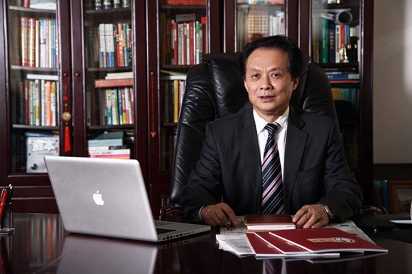 天下人大代表、韦德网站官方入口董事长耿福能